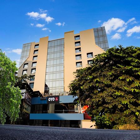 Hotel O Neek Palace Ahmedabad Eksteriør bilde