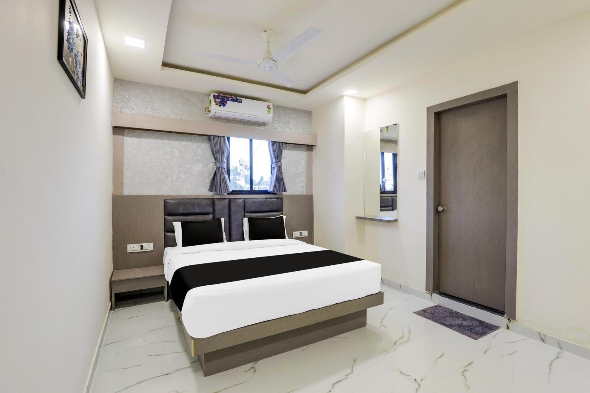 Hotel O Neek Palace Ahmedabad Eksteriør bilde