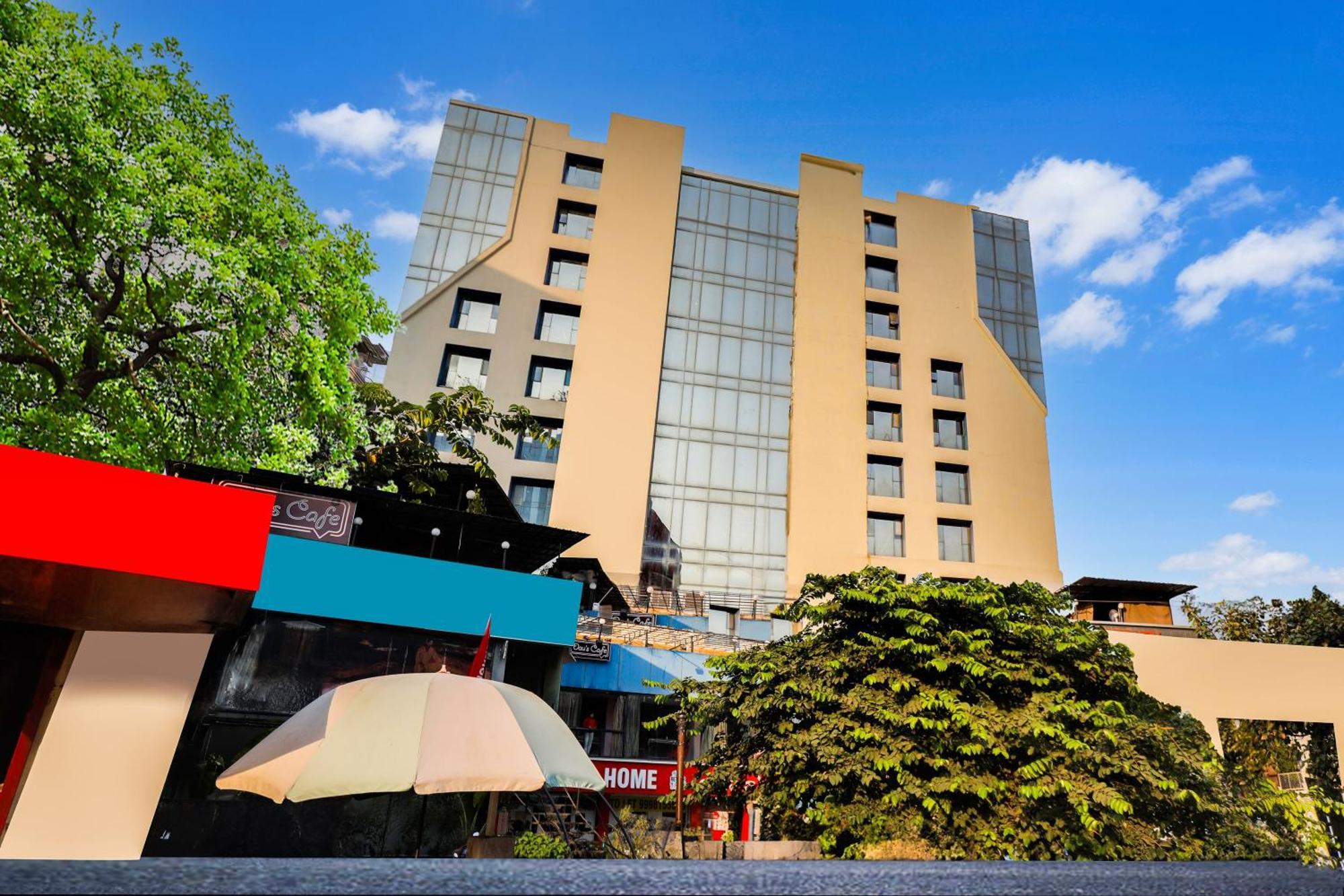 Hotel O Neek Palace Ahmedabad Eksteriør bilde